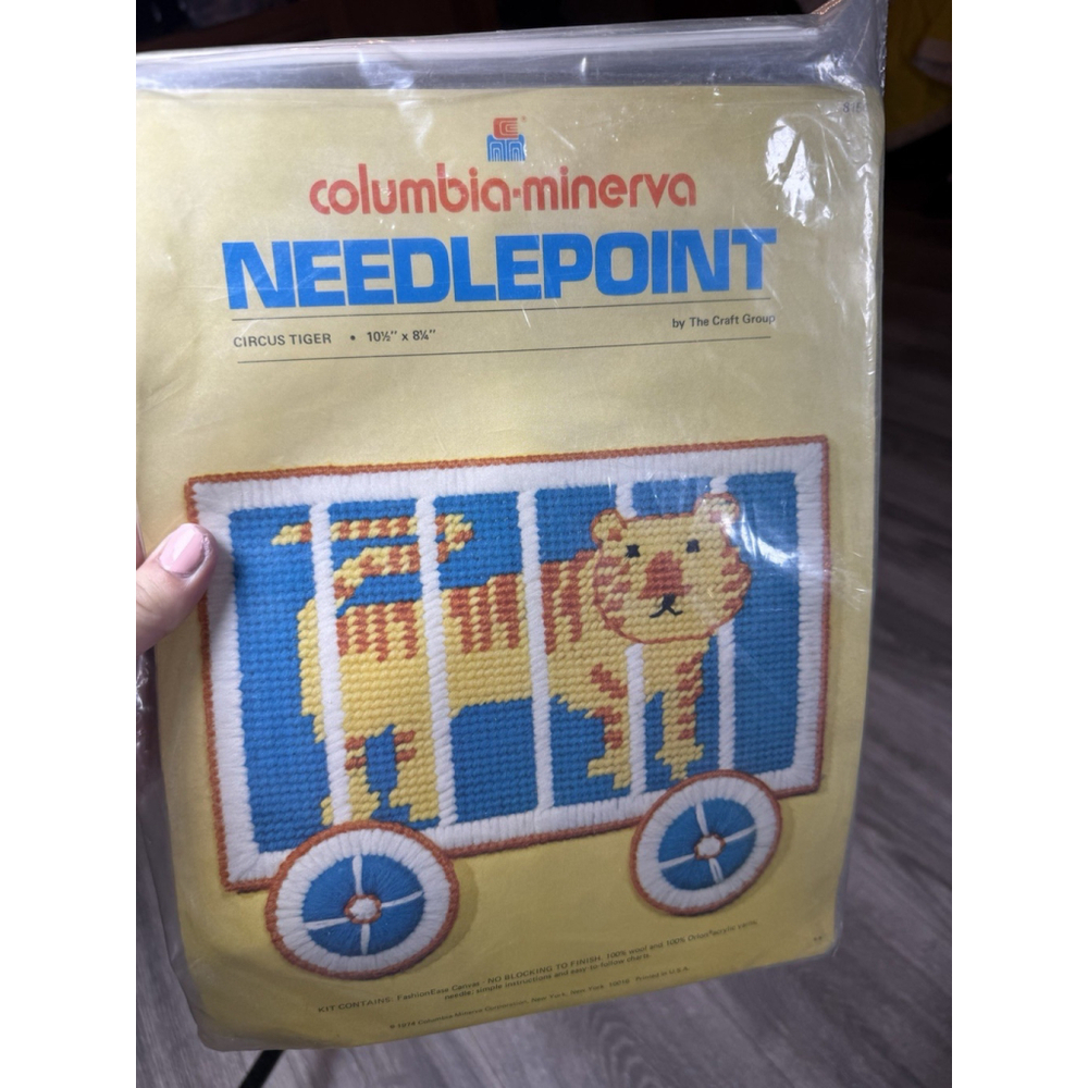 VTG 1974 Columbia-Minerva Circus Tiger 8150 Needlepoint Kit Animal 10" x 8" New